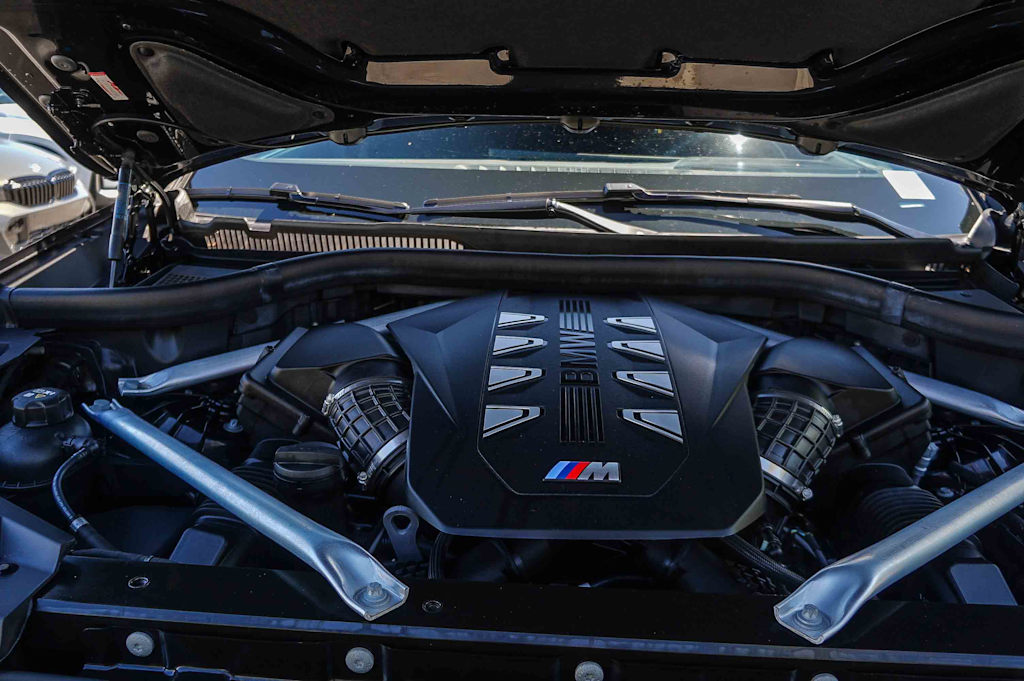 Thumbnail: 2024 BMW X6 - 8