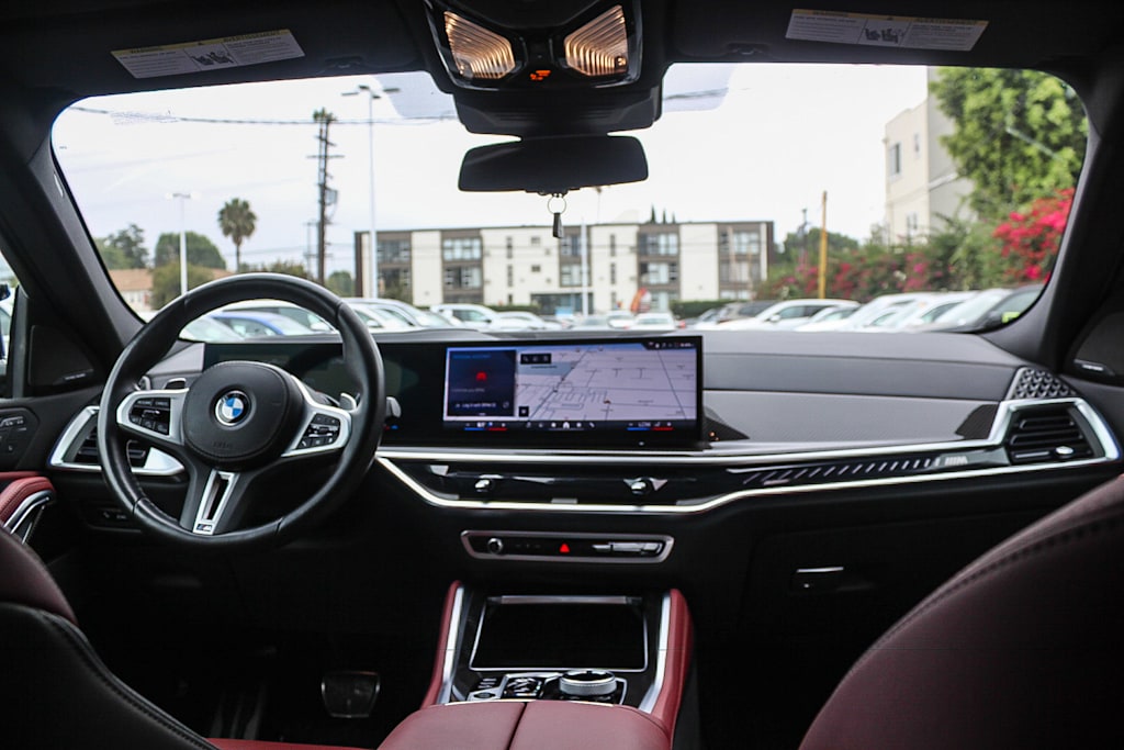 Thumbnail: 2025 BMW X6 - 2