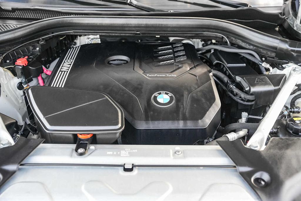 2022 BMW X3 xDrive30i 8