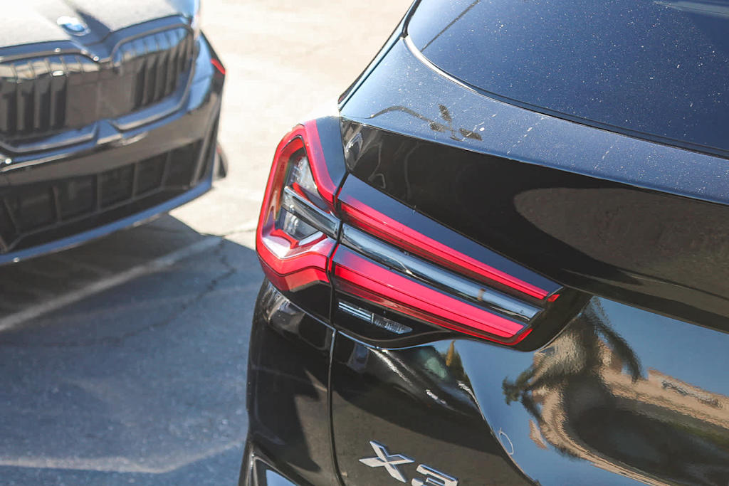 Thumbnail: 2023 BMW X3 - 2