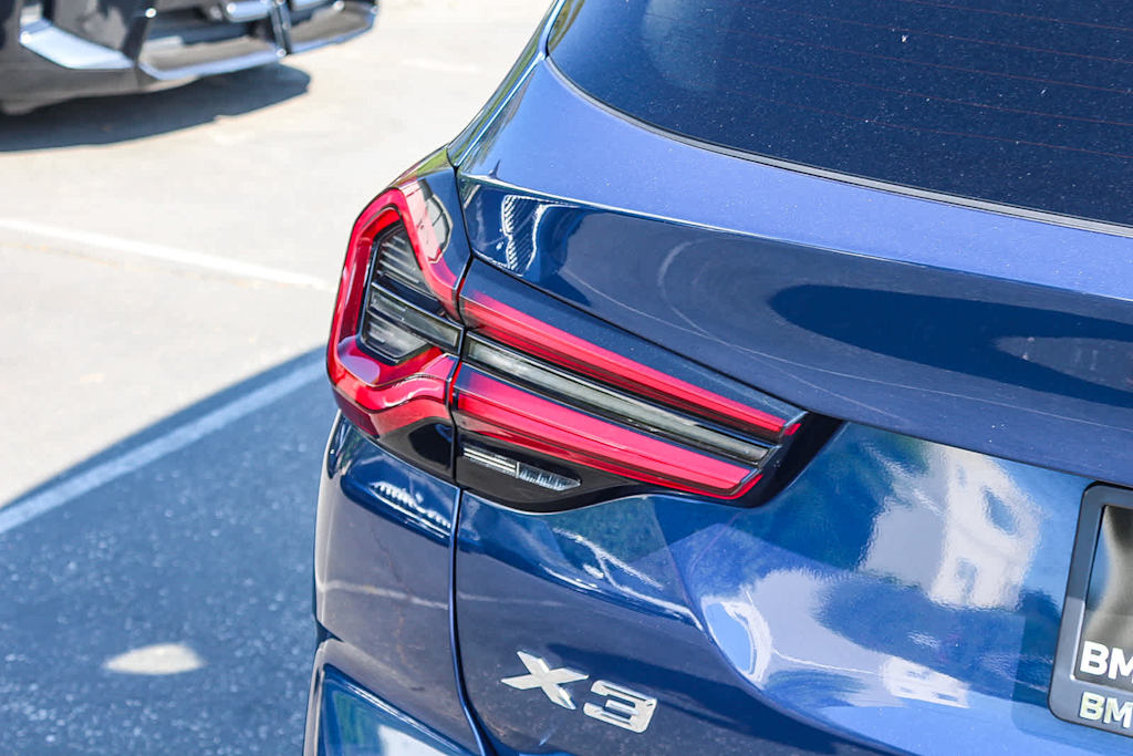 Thumbnail: 2024 BMW X3 - 21