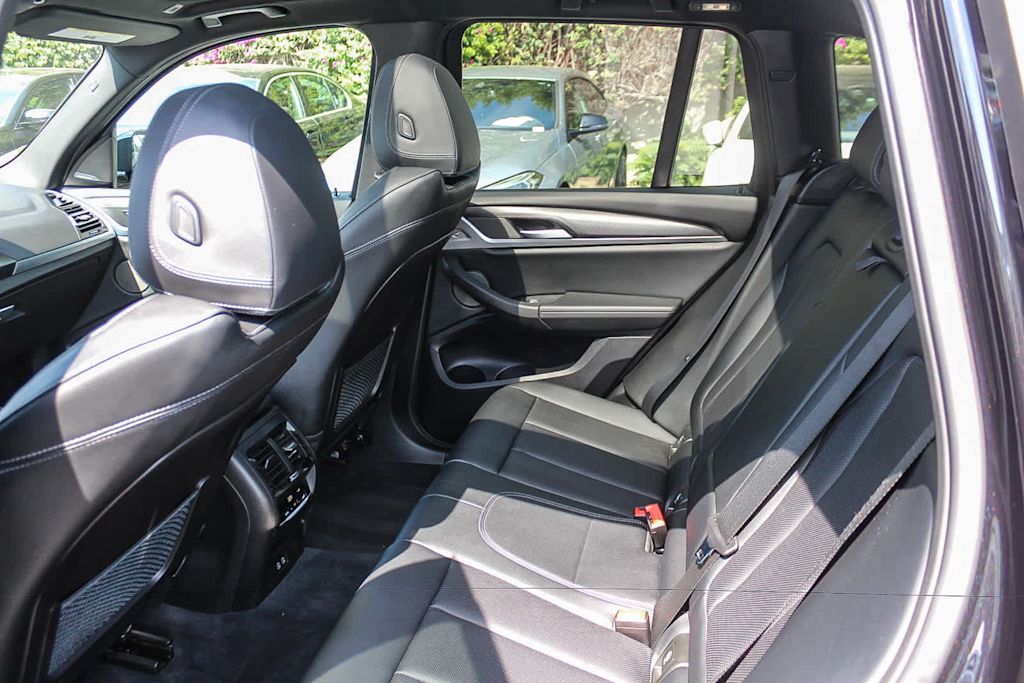 Thumbnail: 2023 BMW X3 - 10