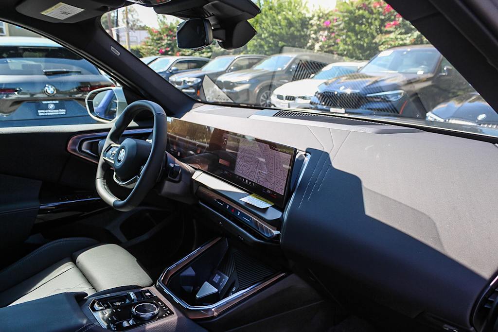 Thumbnail: 2026 BMW X3 - 12