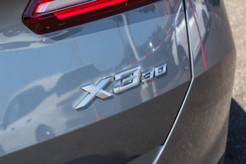 Thumbnail: 2026 BMW X3 - 27