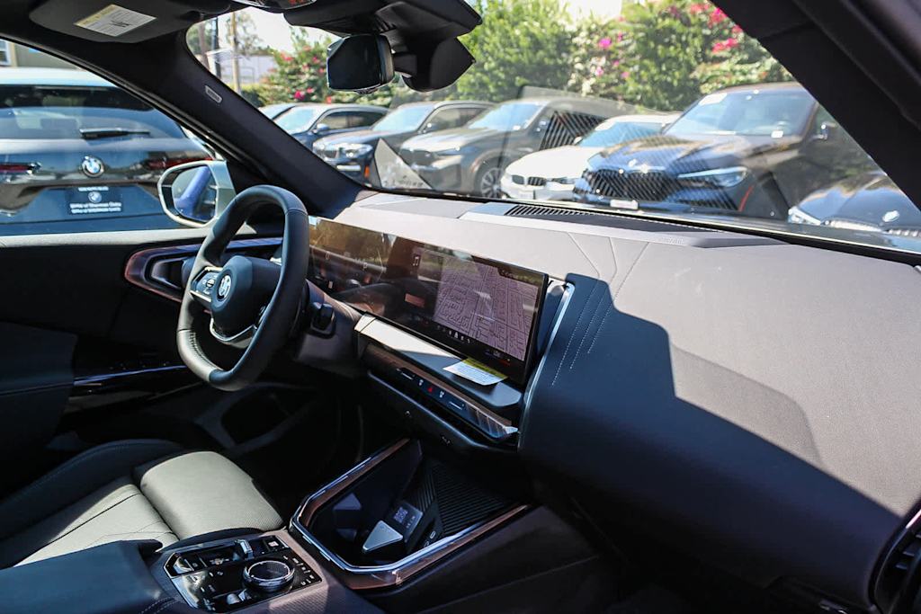 Thumbnail: 2026 BMW X3 - 12