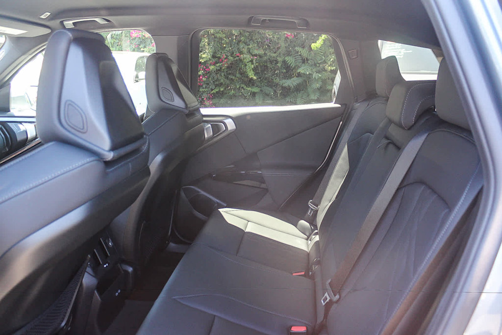Thumbnail: 2026 BMW X3 - 11