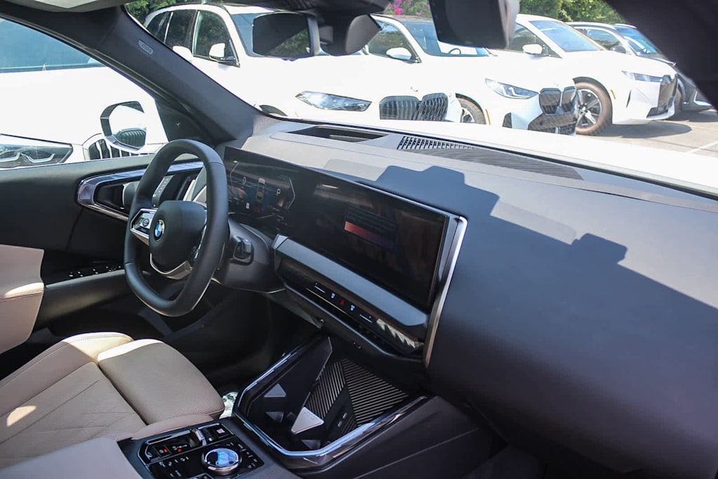 Thumbnail: 2025 BMW X3 - 11