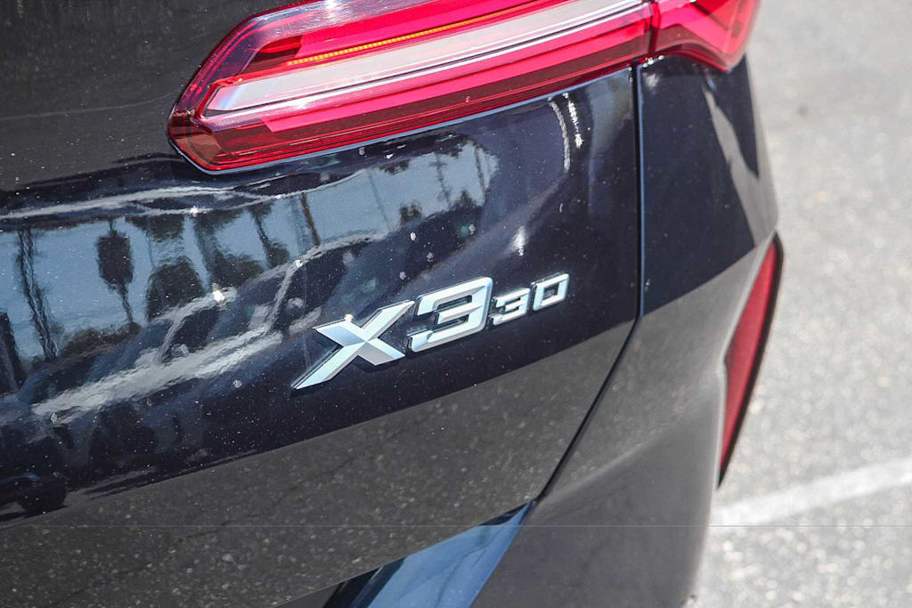 Thumbnail: 2026 BMW X3 - 6