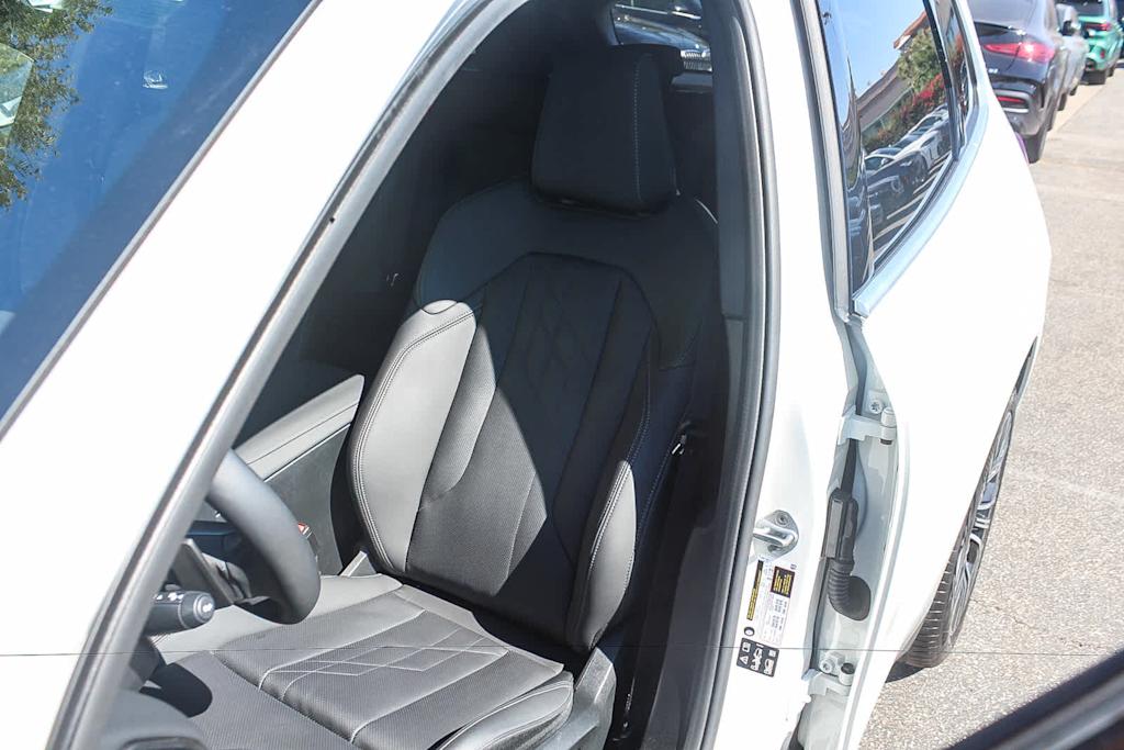 Thumbnail: 2026 BMW X3 - 10