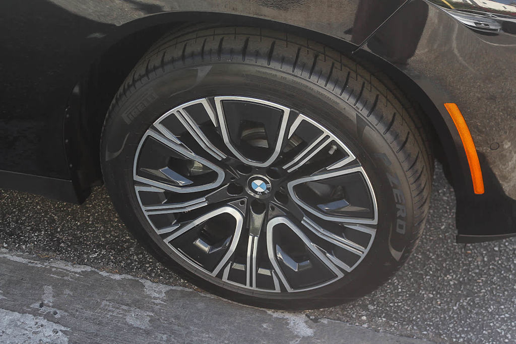 Thumbnail: 2026 BMW X3 - 22