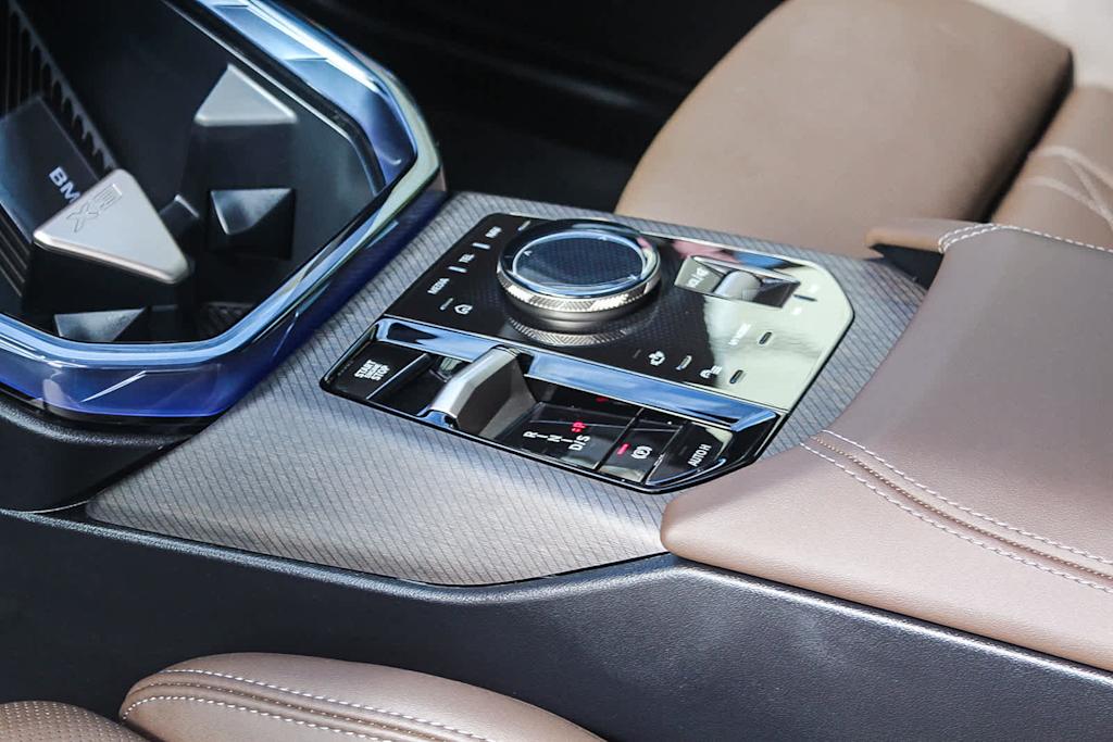 Thumbnail: 2025 BMW X3 - 13