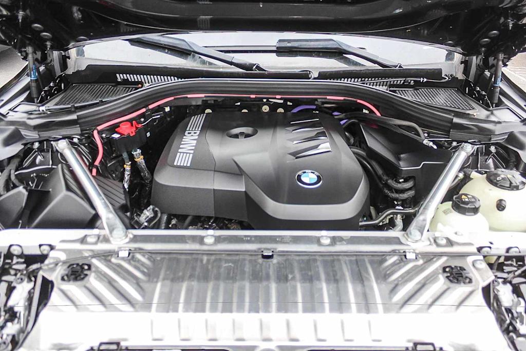Thumbnail: 2025 BMW X3 - 8
