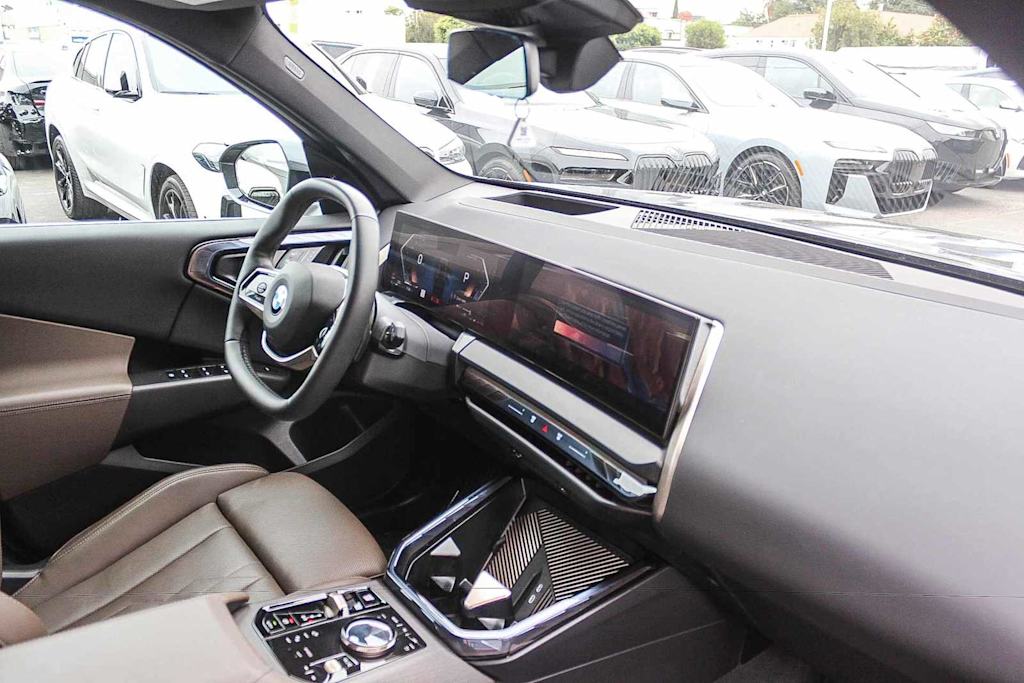Thumbnail: 2025 BMW X3 - 11