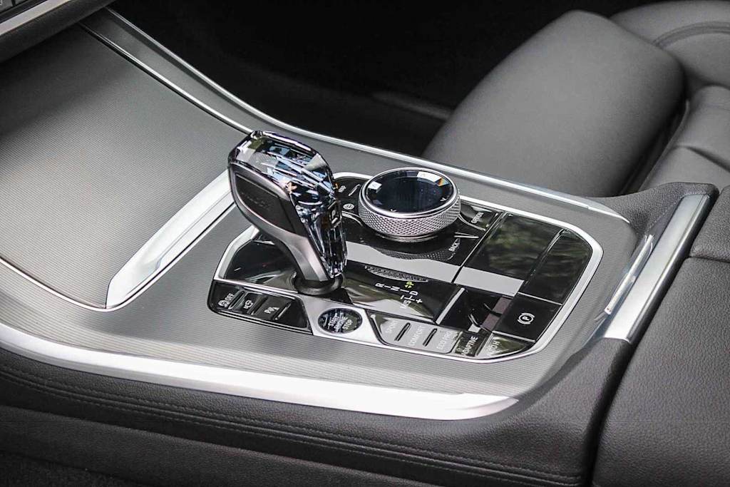 Thumbnail: 2022 BMW X5 - 15