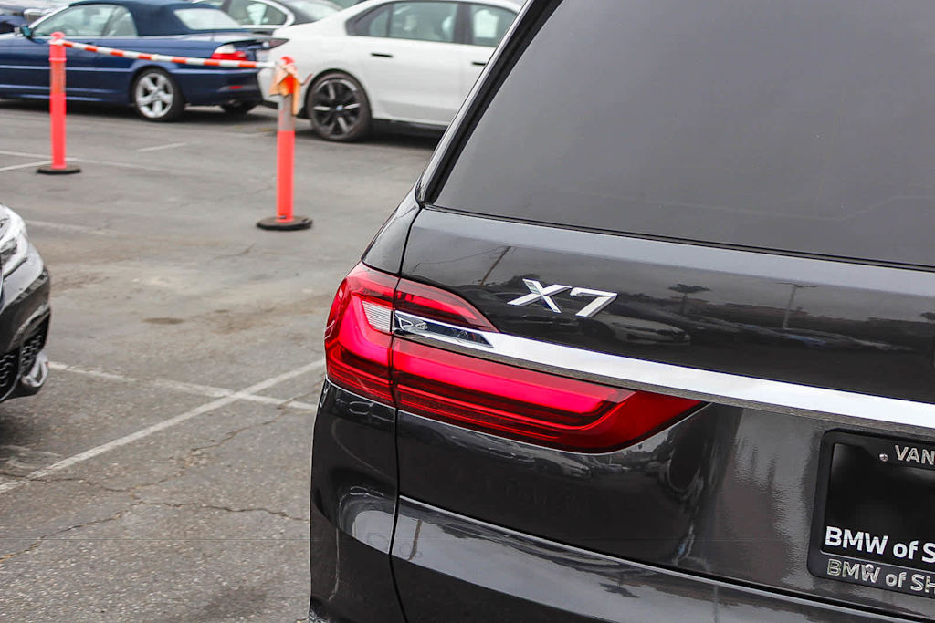 Thumbnail: 2022 BMW X7 - 19