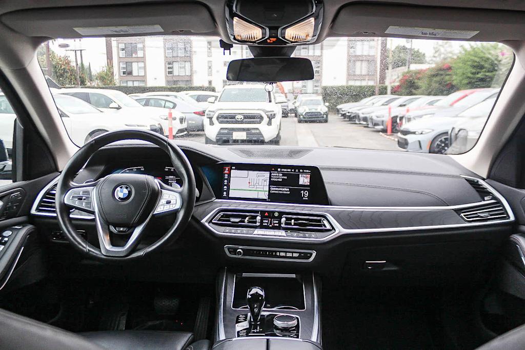 Thumbnail: 2022 BMW X7 - 2