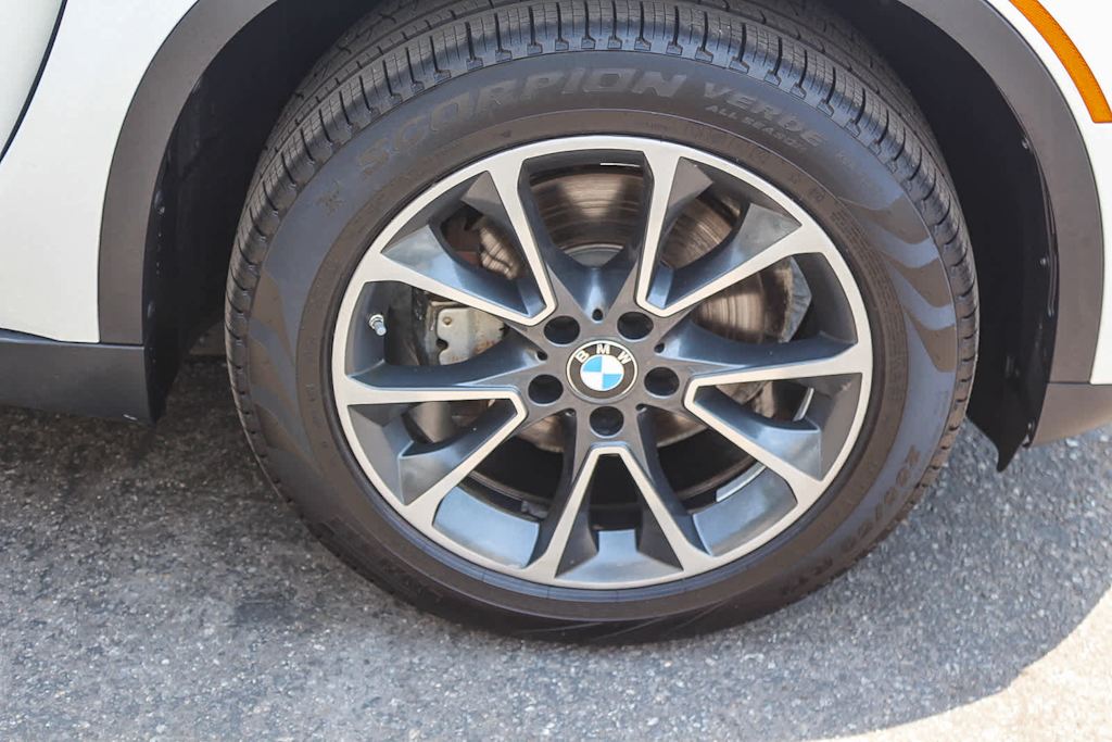 Thumbnail: 2018 BMW X5 - 23