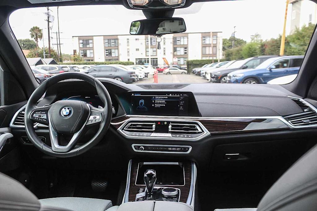 Thumbnail: 2023 BMW X5 - 2