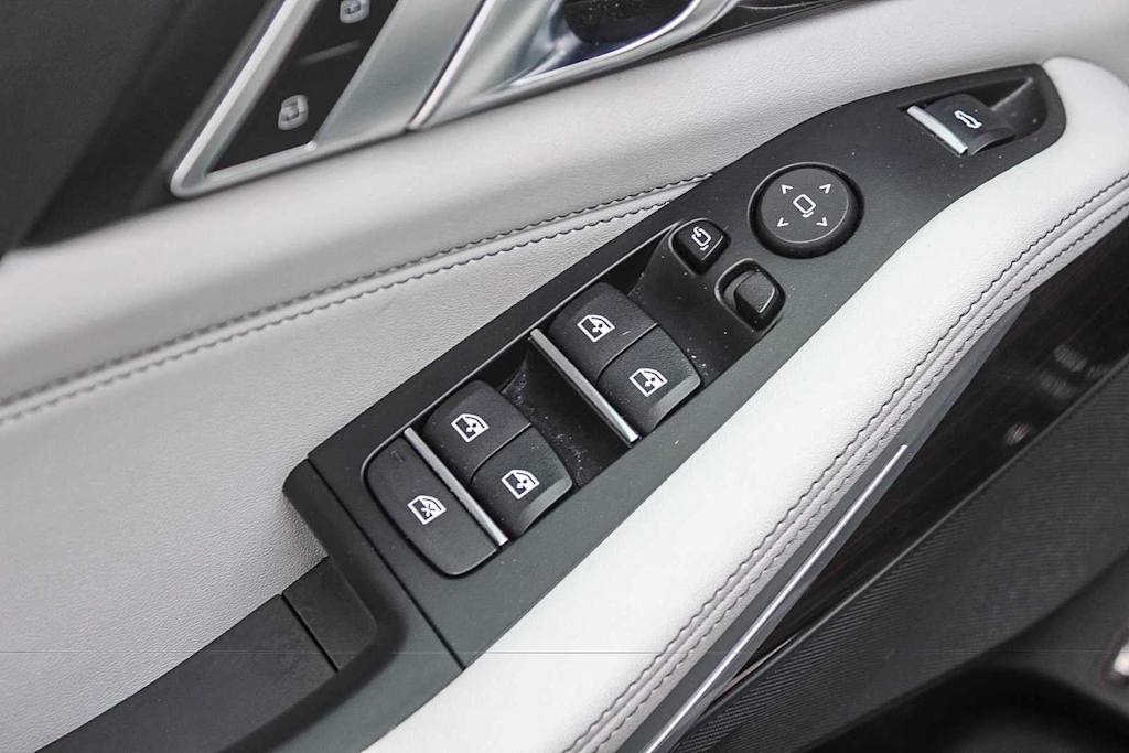 Thumbnail: 2023 BMW X5 - 25