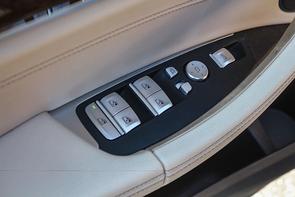 Thumbnail: 2021 BMW X3 - 23