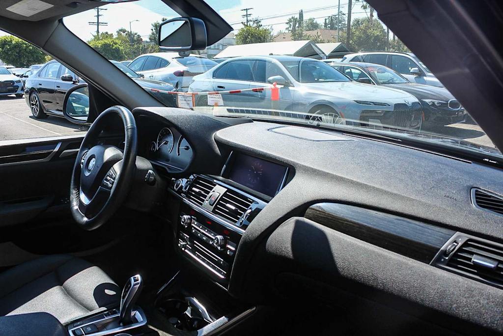 Thumbnail: 2017 BMW X3 - 13