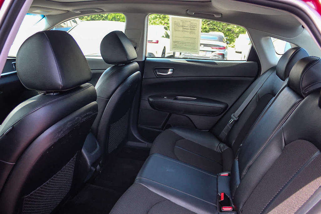 2019 Kia Optima S 12