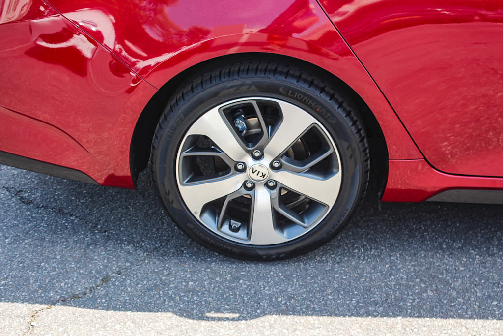 2019 Kia Optima S 7