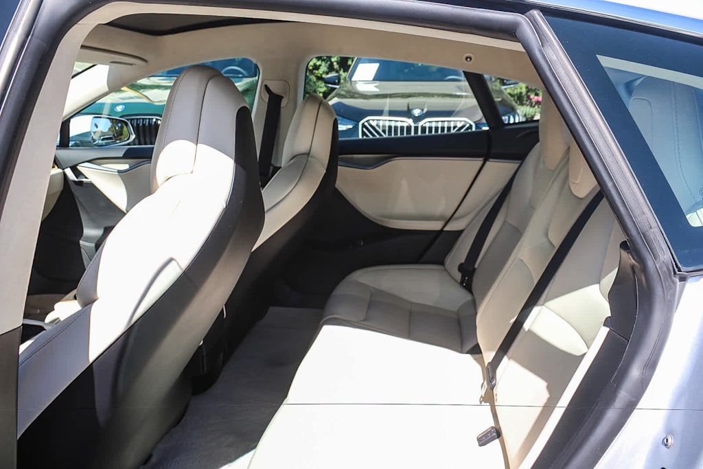 Thumbnail: 2018 Tesla Model S - 29