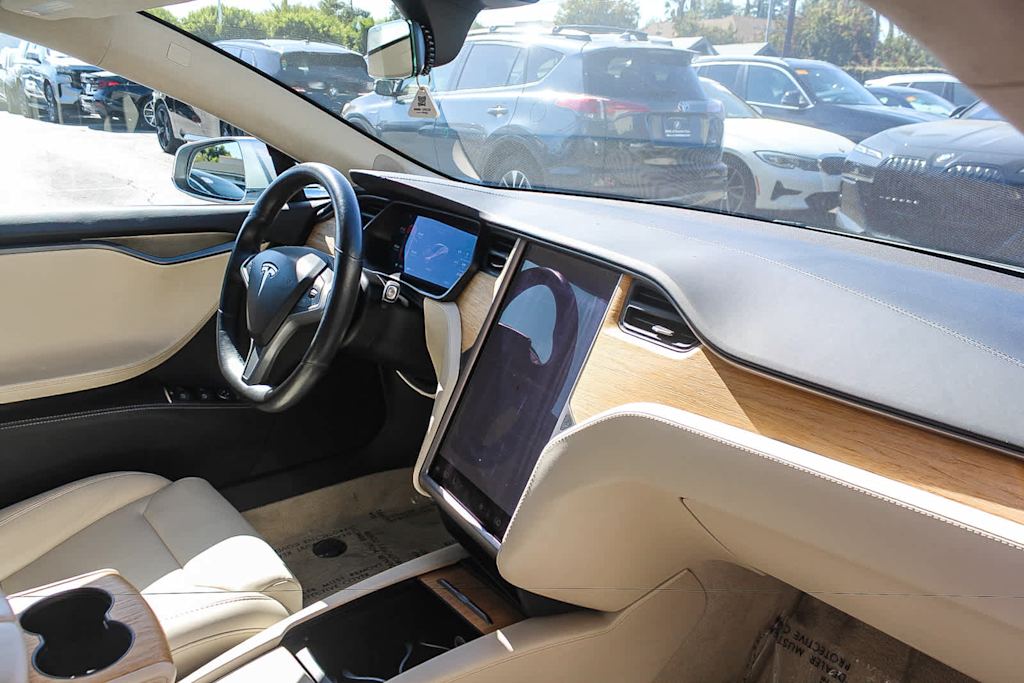 Thumbnail: 2018 Tesla Model S - 11