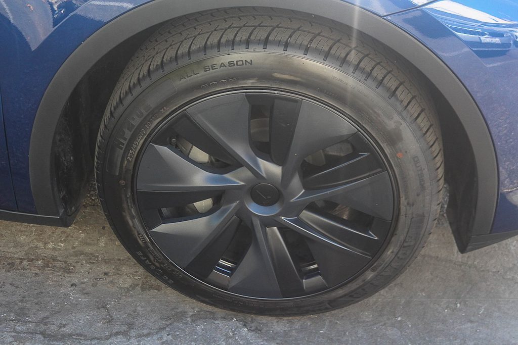 Thumbnail: 2025 Tesla Model Y - 16