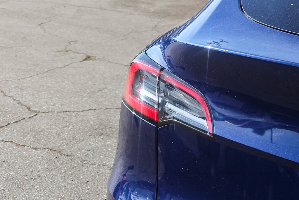 Thumbnail: 2025 Tesla Model Y - 6
