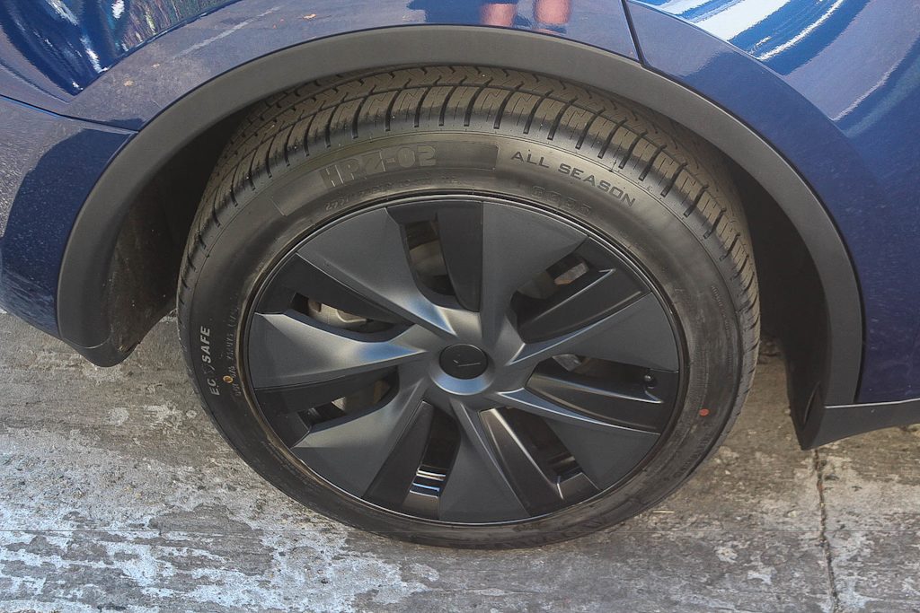 Thumbnail: 2025 Tesla Model Y - 7