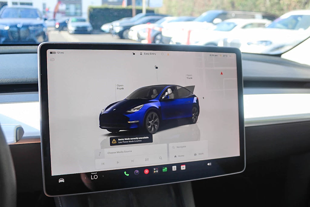 Thumbnail: 2025 Tesla Model Y - 24