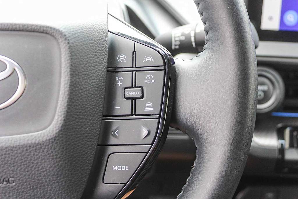 Thumbnail: 2025 Toyota Prius - 29