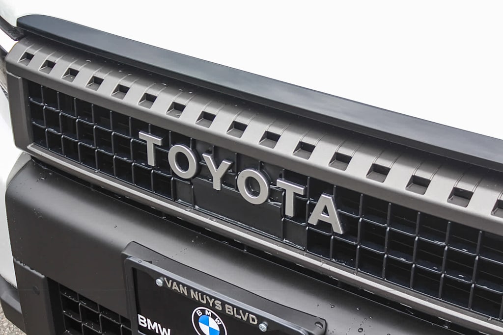 Thumbnail: 2027 Toyota Land Cruiser - 6