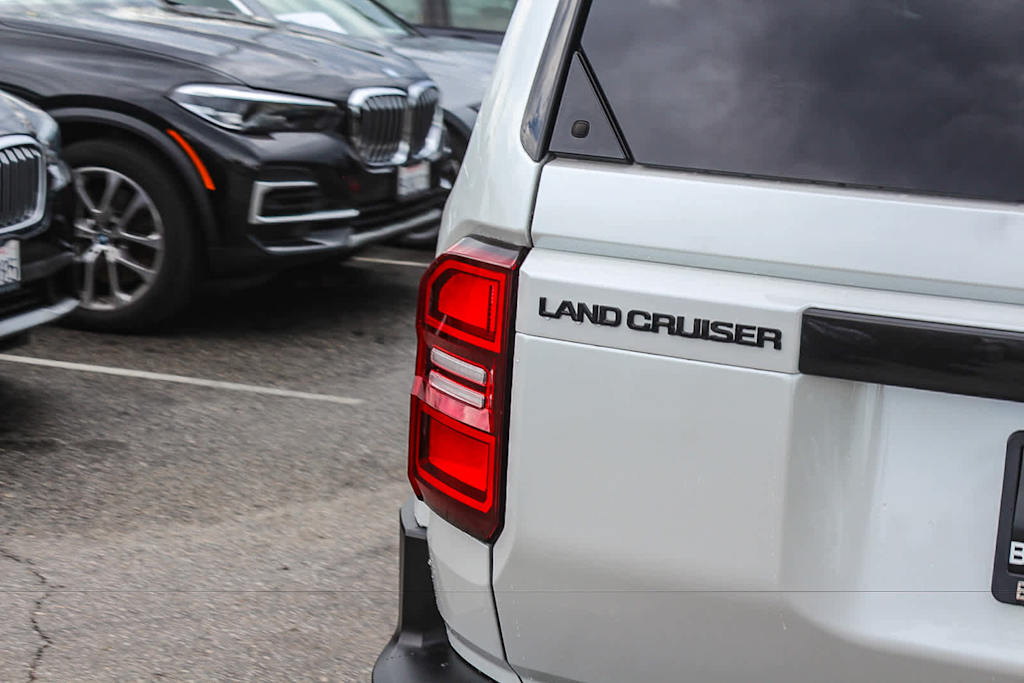 Thumbnail: 2027 Toyota Land Cruiser - 15