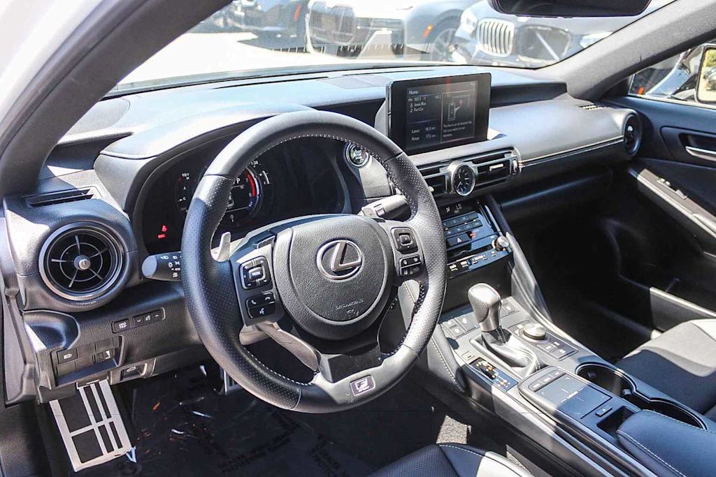 Thumbnail: 2025 Lexus ES - 12