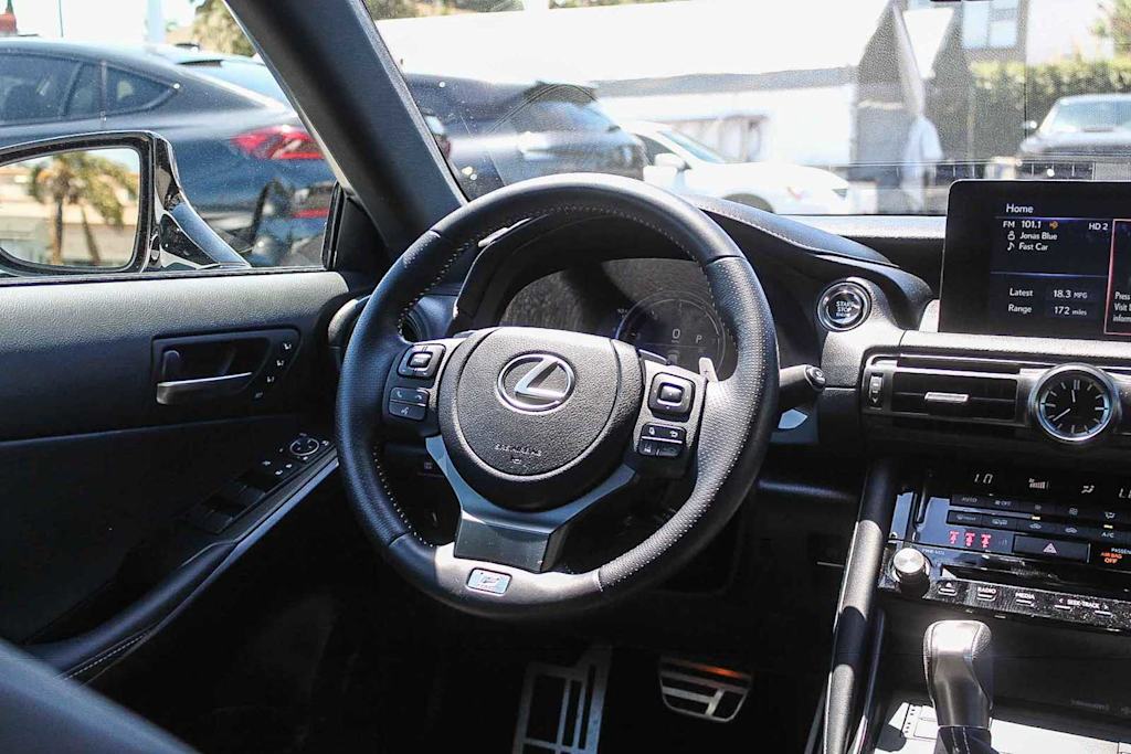 Thumbnail: 2025 Lexus ES - 8
