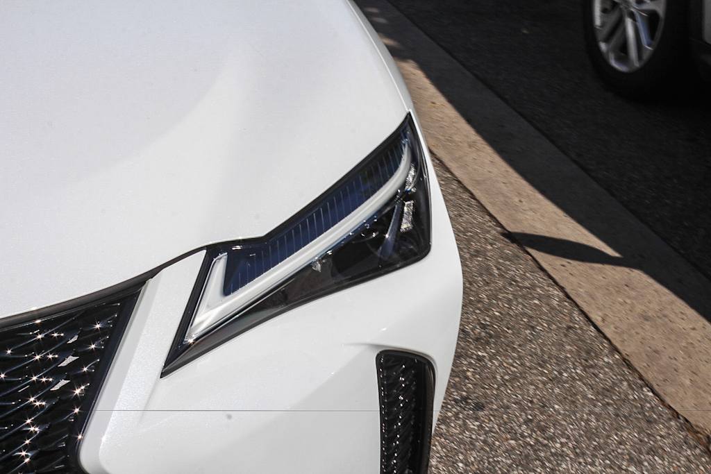 Thumbnail: 2025 Lexus UX - 6