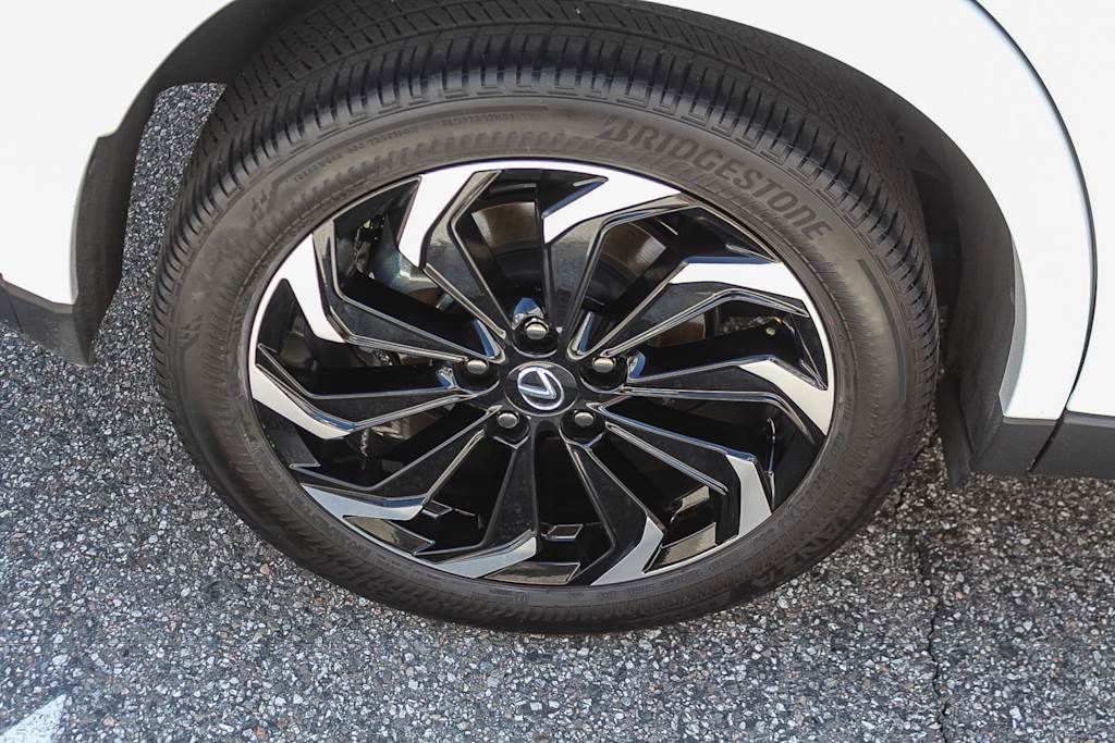 Thumbnail: 2025 Lexus UX - 7