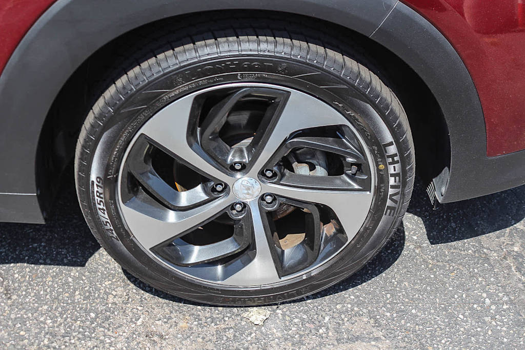 Thumbnail: 2016 Hyundai Tucson - 20