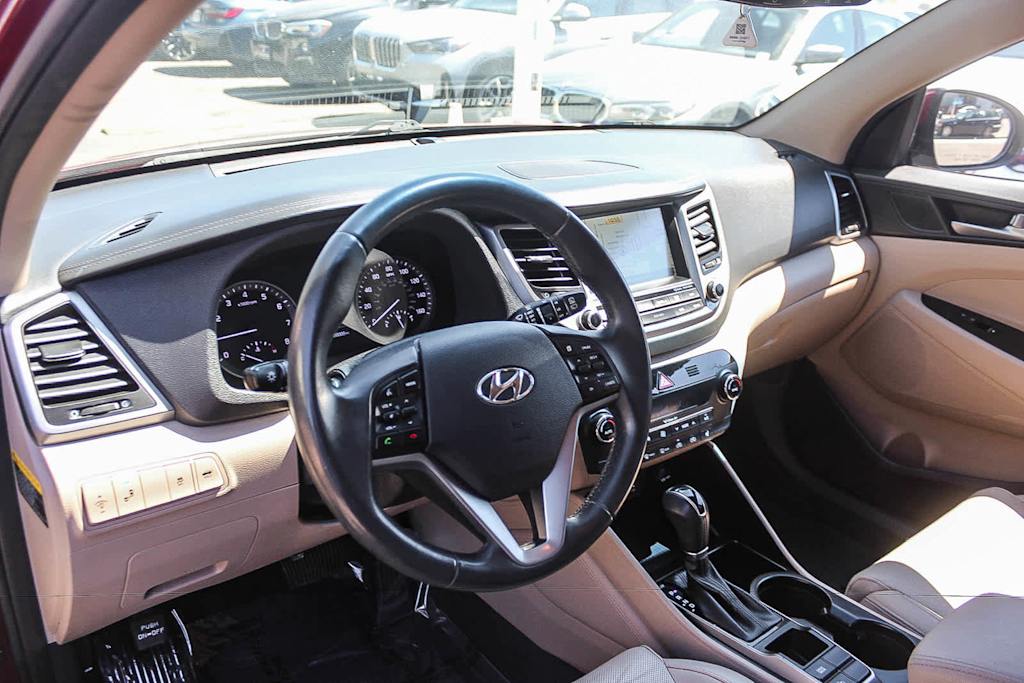 Thumbnail: 2016 Hyundai Tucson - 12