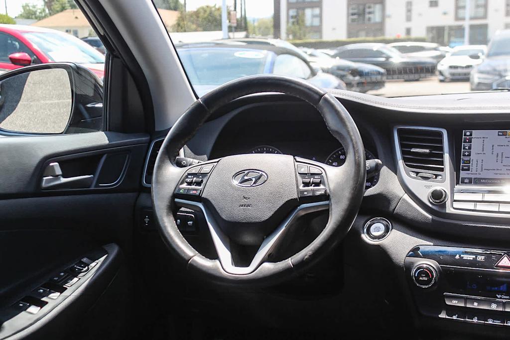 Thumbnail: 2018 Hyundai Tucson - 9
