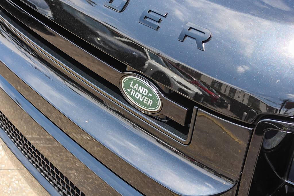 Thumbnail: 2024 Land Rover Defender - 23