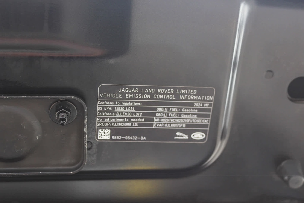 Thumbnail: 2024 Land Rover Defender - 16