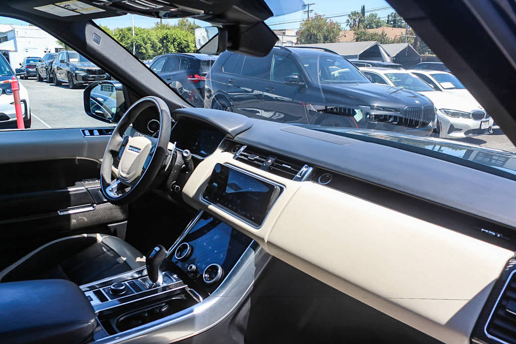 Thumbnail: 2021 Land Rover Range Rover Sport - 11