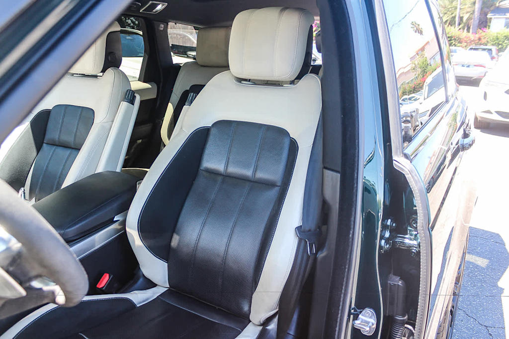 Thumbnail: 2021 Land Rover Range Rover Sport - 9