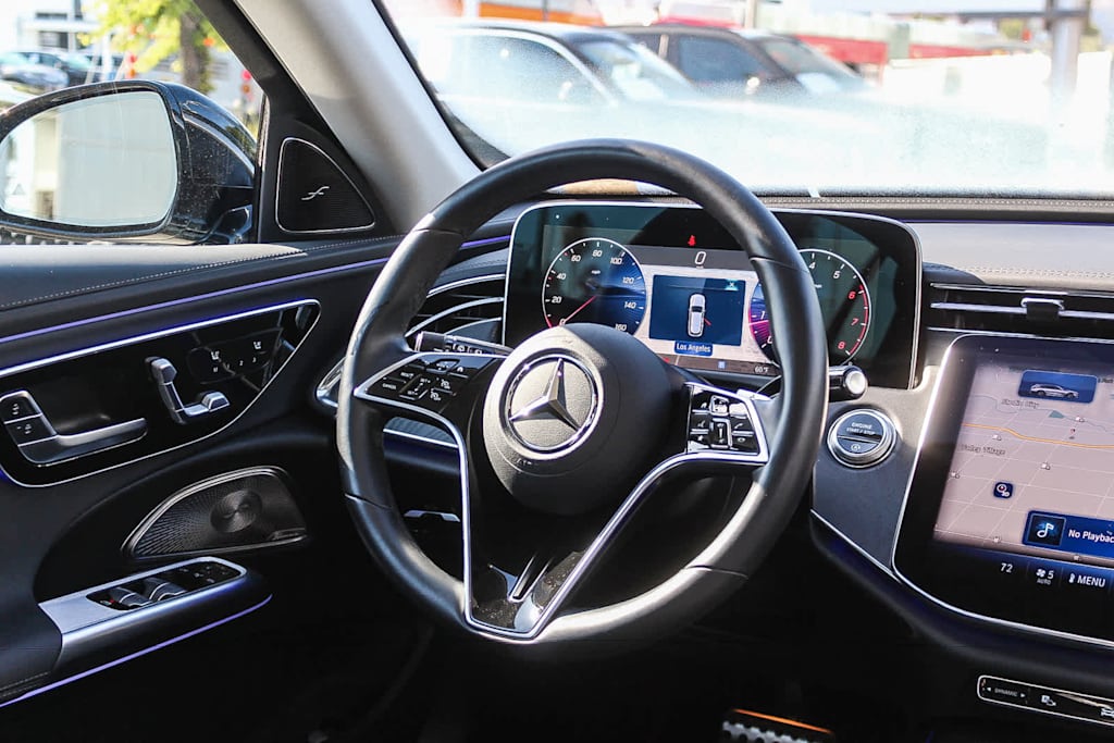 Thumbnail: 2025 Mercedes-Benz E-Class - 2