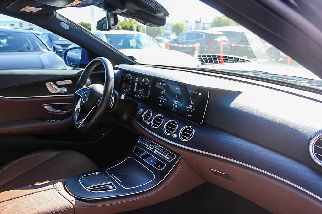 Thumbnail: 2023 Mercedes-Benz E-Class - 11