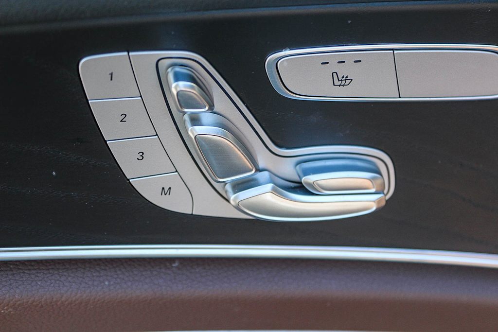 Thumbnail: 2023 Mercedes-Benz E-Class - 25